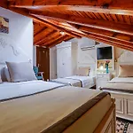 La Paloma Hotel