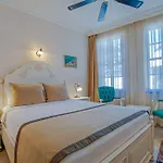 La Paloma Hotel