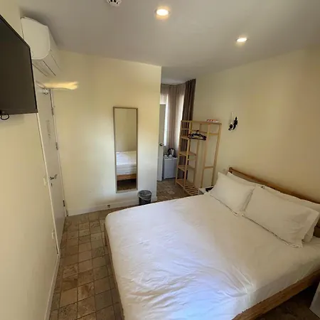 La Paloma 3*