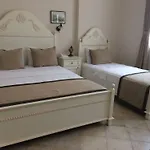 La Paloma 3*
