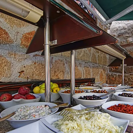 La Paloma 3*