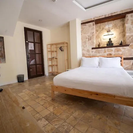 La Paloma 3*