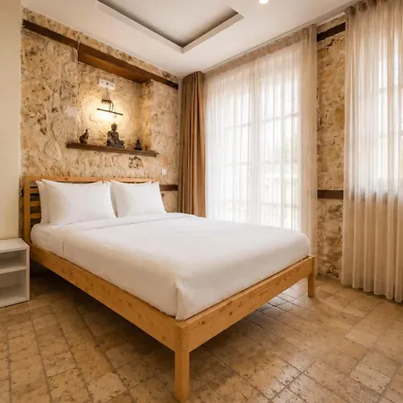 La Paloma Hotel