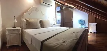 La Paloma 3*