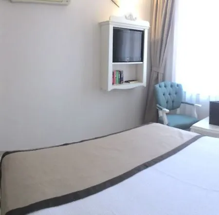 La Paloma Hotel