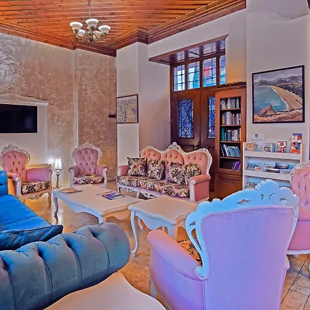 La Paloma 3*