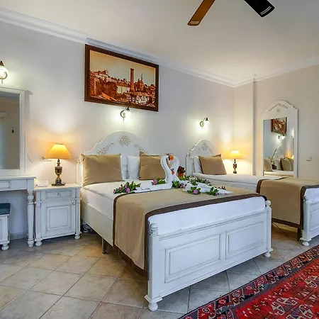 La Paloma Hotell 3*
