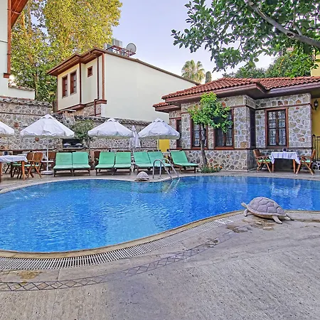 La Paloma Hotell 3*