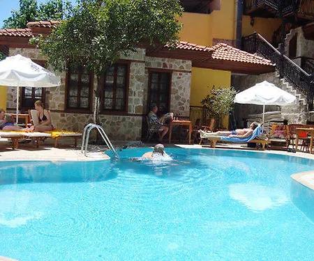 La Paloma 3*